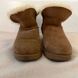 Women’s Ugg Mini Boots